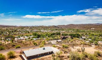 19080 E Indian Hills Dr, Black Canyon City, AZ 85324