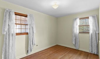 3614 CREST Dr, Annandale, VA 22003