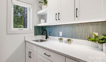 214 Torch Light Way, Asheville, NC 28806