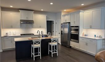 4083 Fritz Pl, Allentown, PA 18104