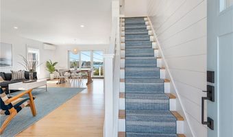 433 Wolcott Ave, Middletown, RI 02842