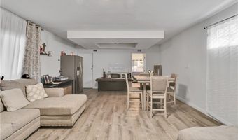 2550 W Rowland Ave, Anaheim, CA 92804