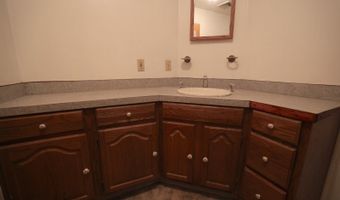 994 Limecrest Rd, Andover, NJ 07848