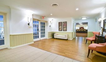 3000 SPOUT RUN Pkwy C603, Arlington, VA 22201