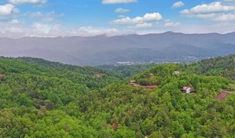 186 Fairhaven Dr, Andrews, NC 28901