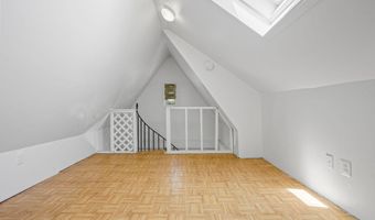 40 Avenel St, Avenel, NJ 07001