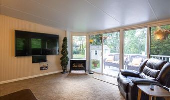 9 Patricia Dr, North Providence, RI 02904