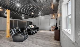 405 N Virginia Ave, Adrian, MO 64720