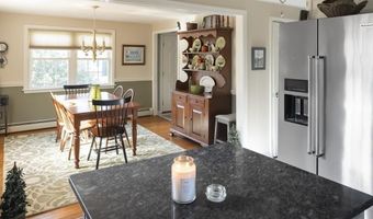 59 Spice Bush Trl, Narragansett, RI 02882