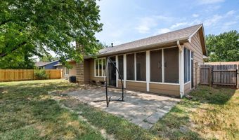 4034 Danbury St, Bel Aire, KS 67220