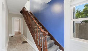 305 W 7Th St, Auburn, IN 46706