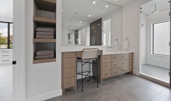 1307 E Bluestem Ct, Andover, KS 67002