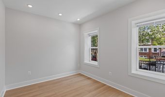 2236 40TH St NW FIVE, Washington, DC 20007