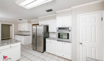 7515 Millbrook Dr, Shreveport, LA 71105