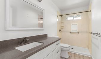 46-353 Kahuhipa St, Kaneohe, HI 96744