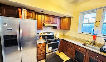 921 W Chew St, Allentown, PA 18102