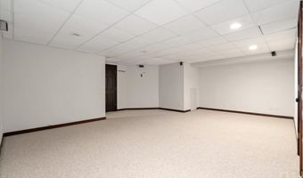 642 W Moreland Ave, Addison, IL 60101