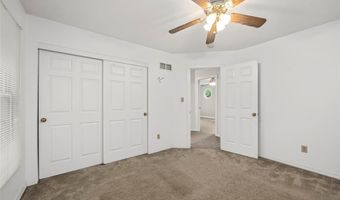 1525 Carriage Bridge Trl, Ballwin, MO 63021