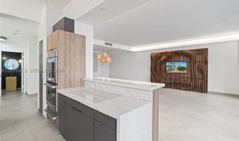 3801 NE 207th St TH6, Aventura, FL 33180