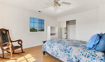 7029 Arizona Ave, Los Angeles, CA 90045