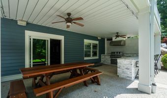 1977 EMERALD GLEN Ct NE, Ada, MI 49301