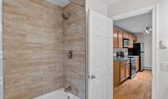 117 John St 14, Lincoln, RI 02865