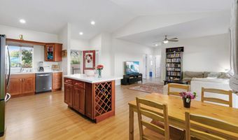 2726 Kaupakalua Rd Unit B, Haiku, HI 96708