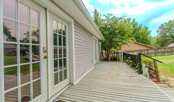 16 Hickory Ridge Dr, Benton, AR 72015