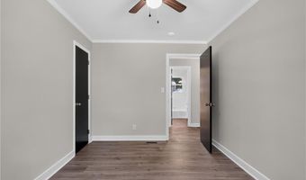 128 Englewood Dr, Archdale, NC 27263