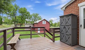103 W KING St, Abbottstown, PA 17301