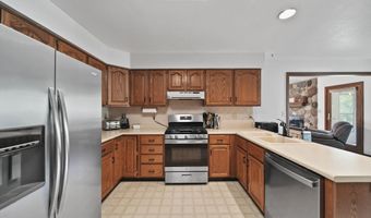 3395 Hartley Dr, Adrian, MI 49221