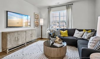 205 Maddox Dr, Aberdeen, NC 28315