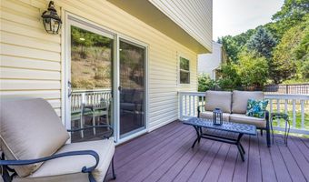 637 White Pine Dr, Adams Twp., PA 16046