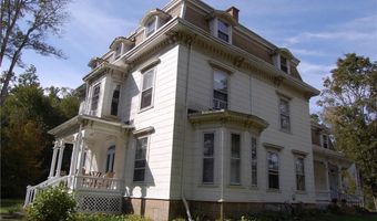 7 Nichols Ln 5, Hopkinton, RI 02832