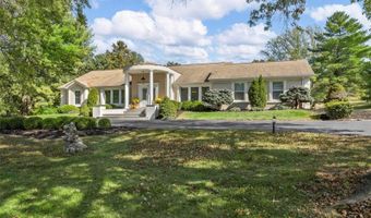 74 Meadowbrook Country Clb, Ballwin, MO 63011