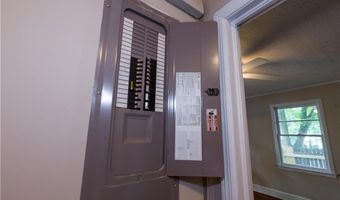 185 Arch St, Athens, GA 30601