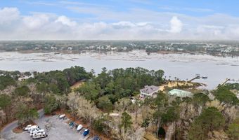 1384 Eden Rd, Awendaw, SC 29429