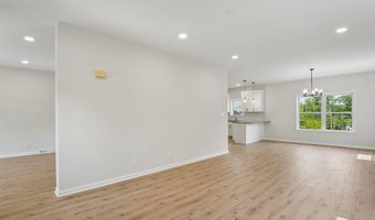 1992 RETTA GILLIAM Ct SE, Washington, DC 20020
