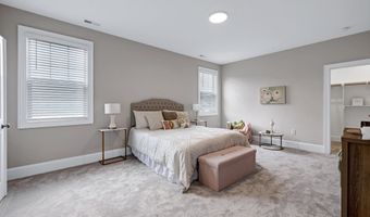 426 Tintern Ln, Apex, NC 27523