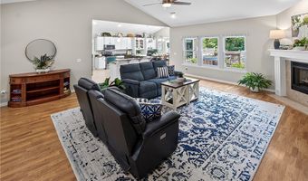 3 Ettington Dr, Bella Vista, AR 72714