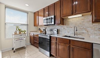 77 S Evergreen Ave 403, Arlington Heights, IL 60005