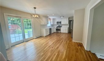 5 Susan Cir, Johnston, RI 02919