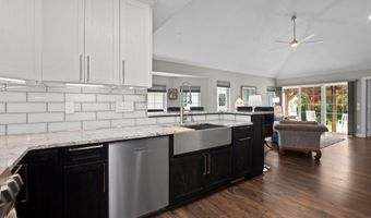 1609 N LILAS Dr, Appleton, WI 54914