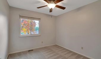 9343 Mackenzie Circle Dr, Affton, MO 63123