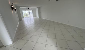 250 John F Kennedy Dr Ph7, Atlantis, FL 33462