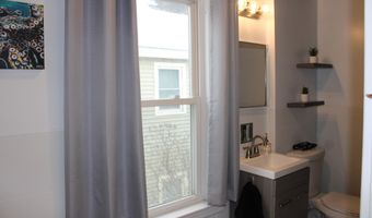 12 Fourteenth St, Bangor, ME 04401
