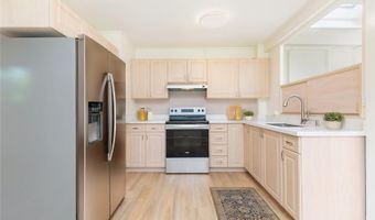 1645 Palamoi St, Pearl City, HI 96782