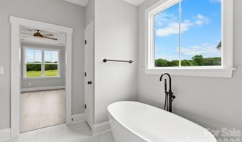 184 Armsworthy Rd, Advance, NC 27006