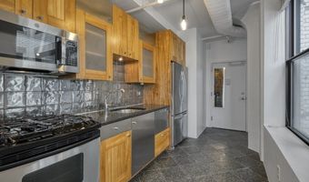 453 Washington St 7D, Boston, MA 02111
