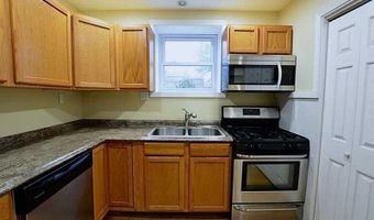 38 New London Ave, West Warwick, RI 02893